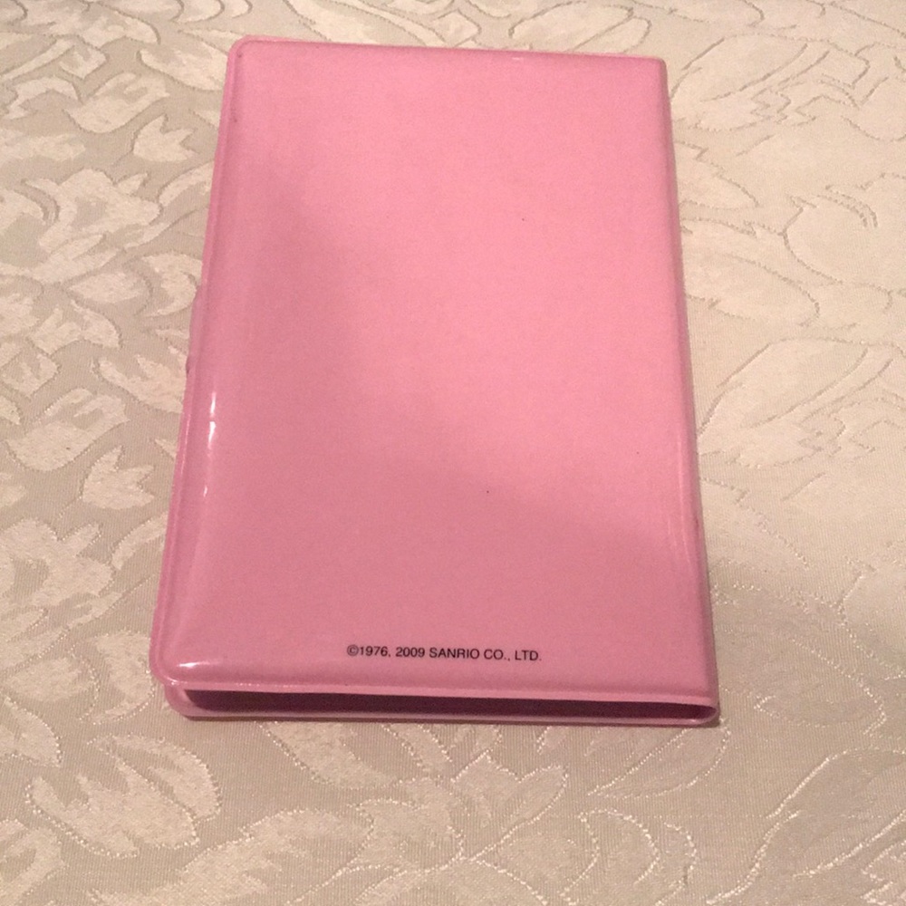 Hello Kitty Notecards & Envelopes - Picture 6 of 6